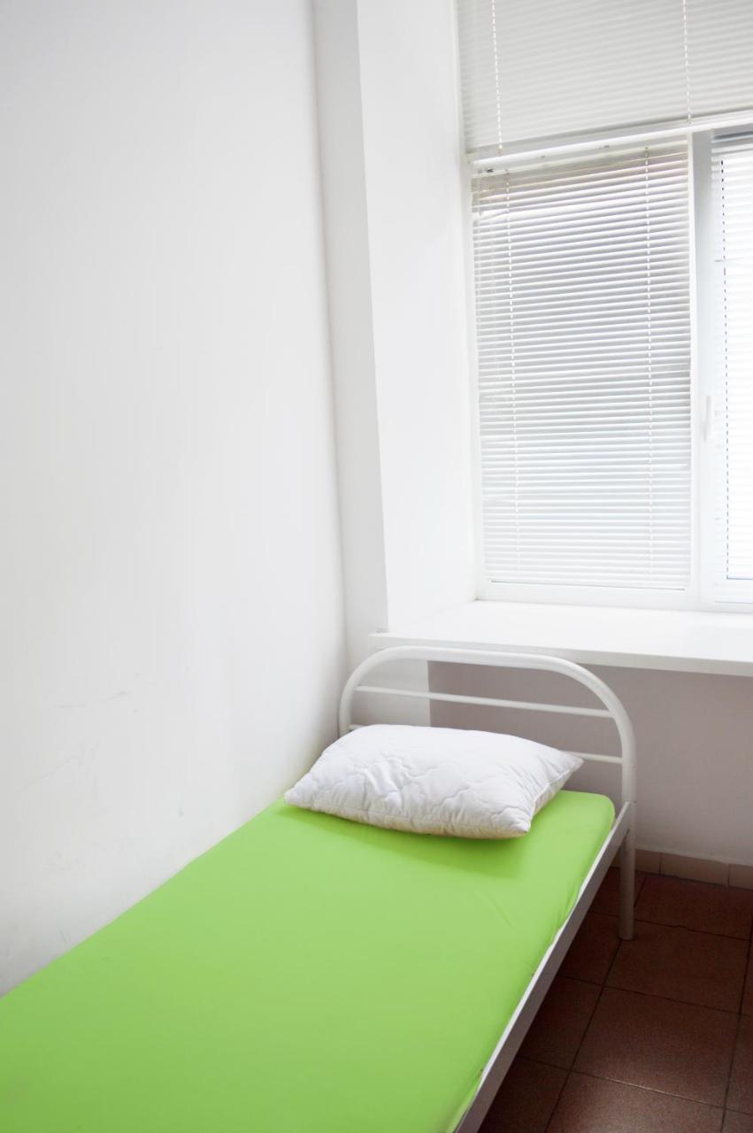 קייב Hostel Vokzal מראה חיצוני תמונה