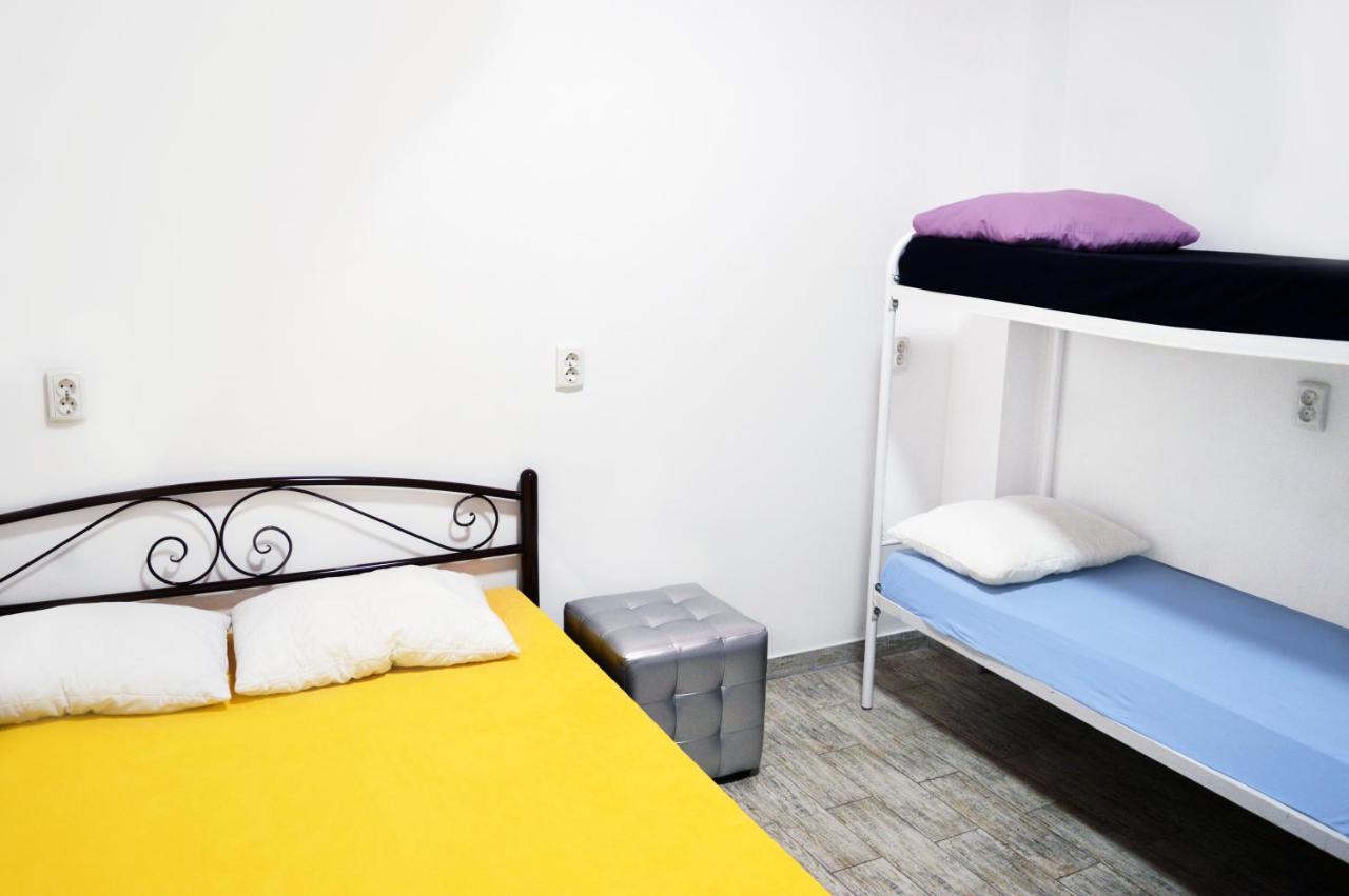 קייב Hostel Vokzal מראה חיצוני תמונה